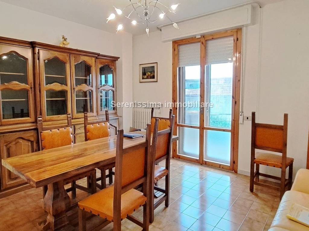 appartamento in vendita a Vallefoglia in zona Montecchio