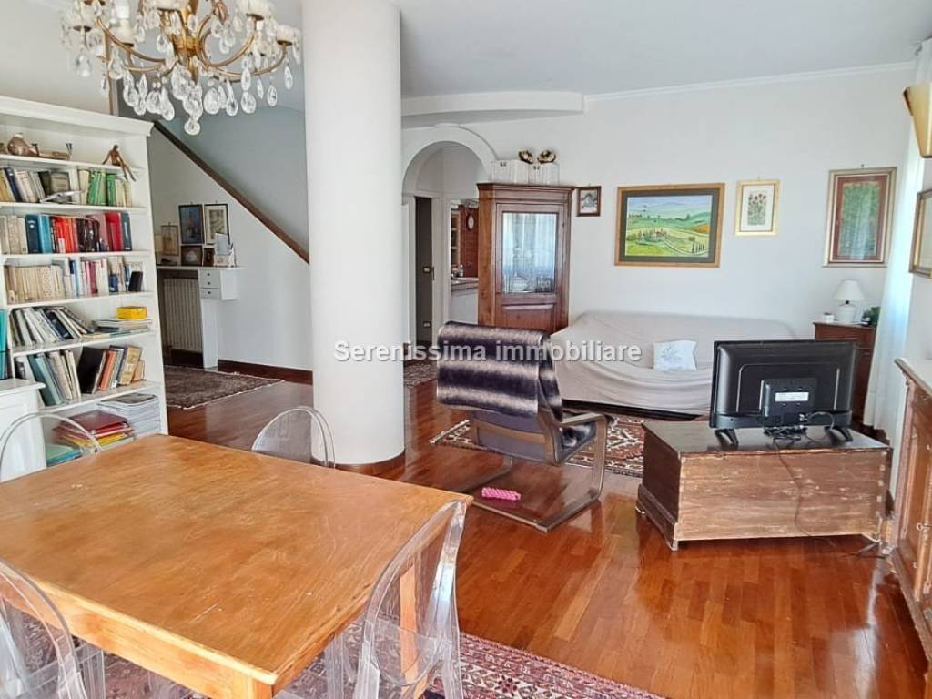 appartamento in vendita a Vallefoglia in zona Montecchio