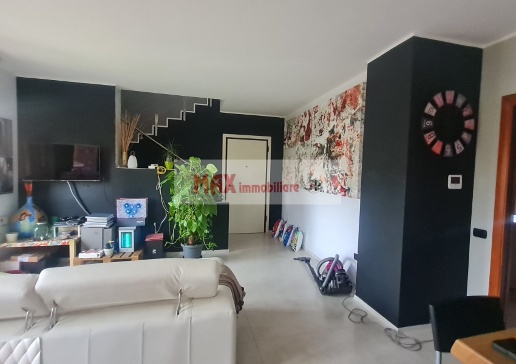 appartamento in vendita a Vallefoglia in zona Cappone