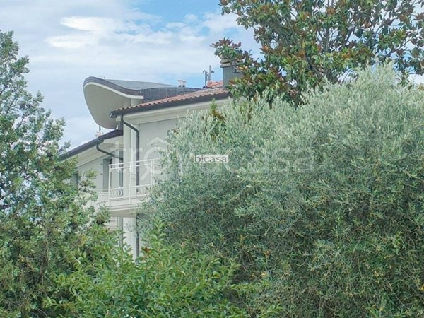 appartamento in vendita a Vallefoglia in zona Bottega