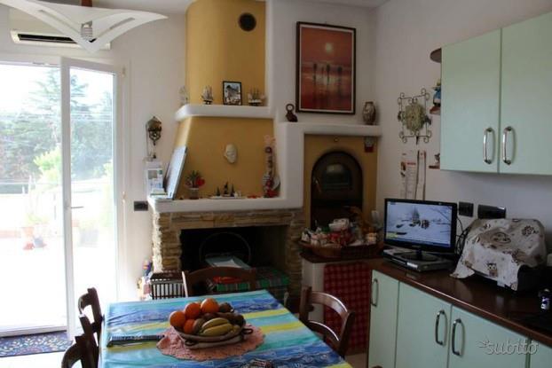 appartamento in vendita a Vallefoglia in zona Bottega