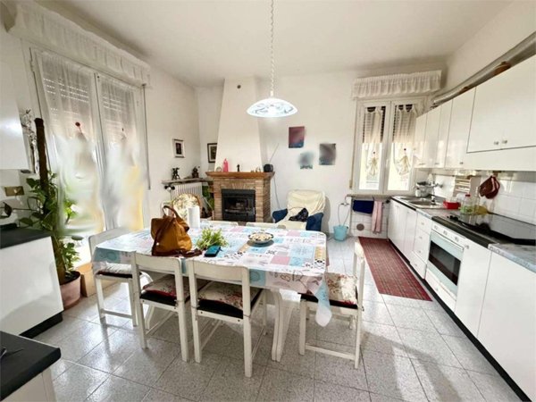 pentavano in vendita a Vallefoglia