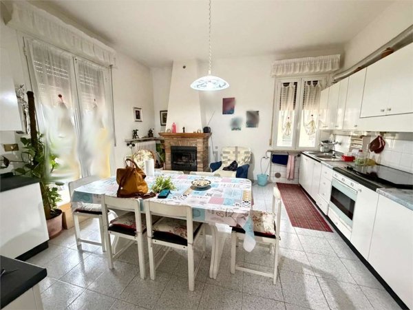 appartamento in vendita a Vallefoglia in zona Sant'Angelo in Lizzola