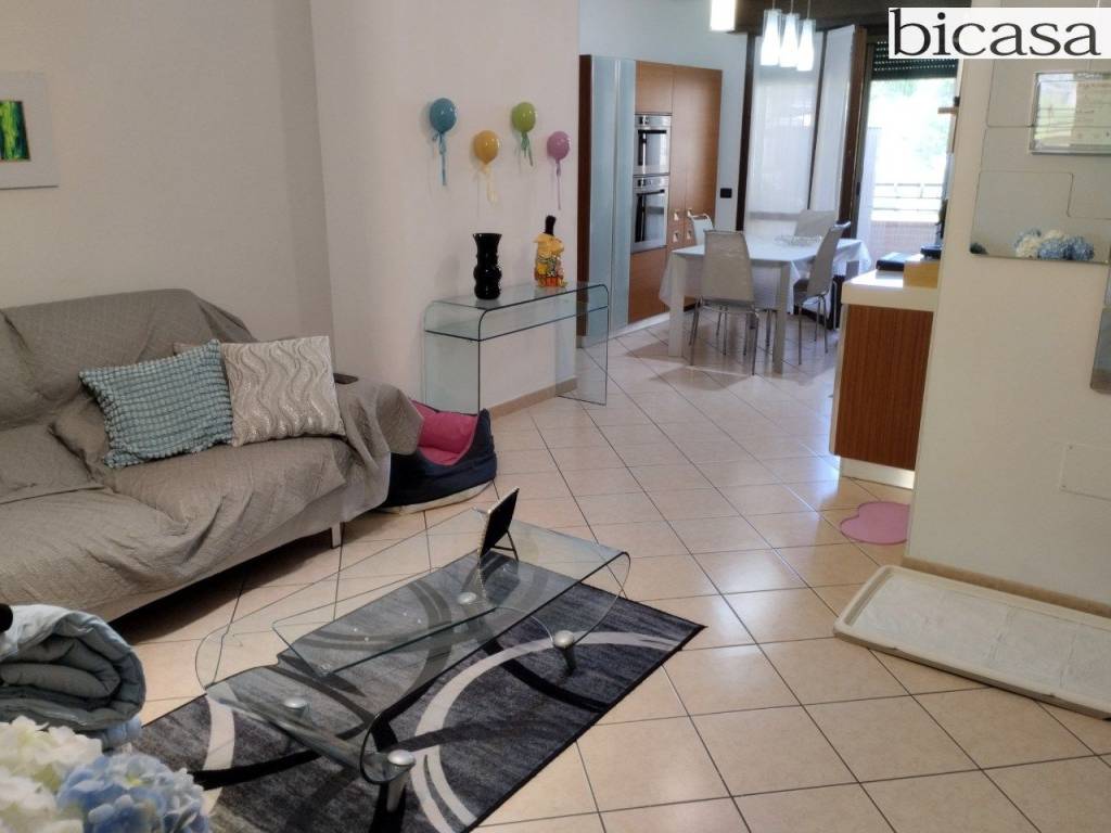 appartamento in vendita a Vallefoglia in zona Morciola