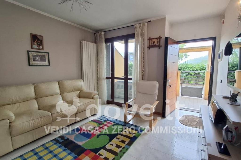 appartamento in vendita a Vallefoglia in zona Montecchio