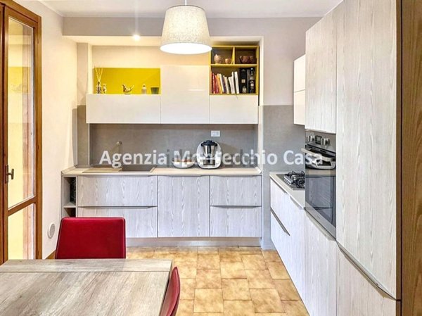 appartamento in vendita a Vallefoglia in zona Montecchio