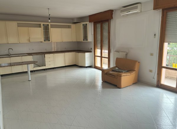 appartamento in vendita a Vallefoglia in zona Bottega