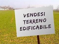 terreno edificabile in vendita a Vallefoglia in zona Montecchio