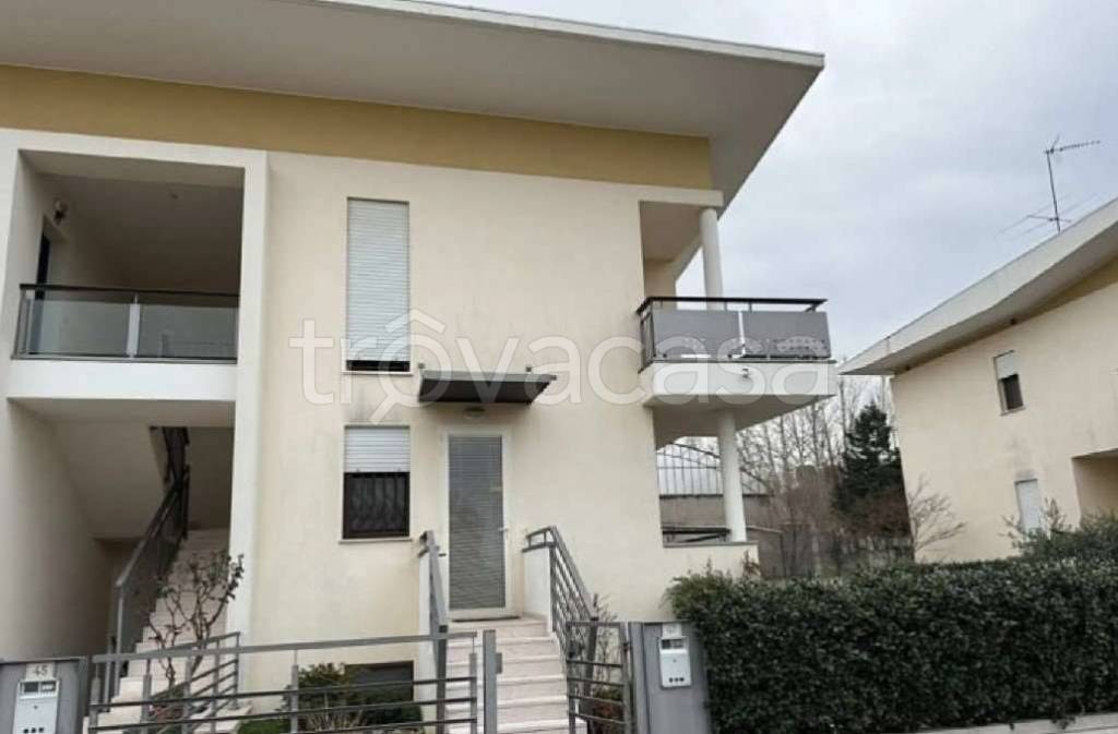 appartamento in vendita a Vallefoglia in zona Bottega