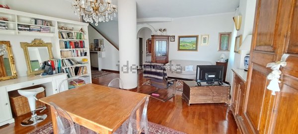 appartamento in vendita a Vallefoglia in zona Montecchio