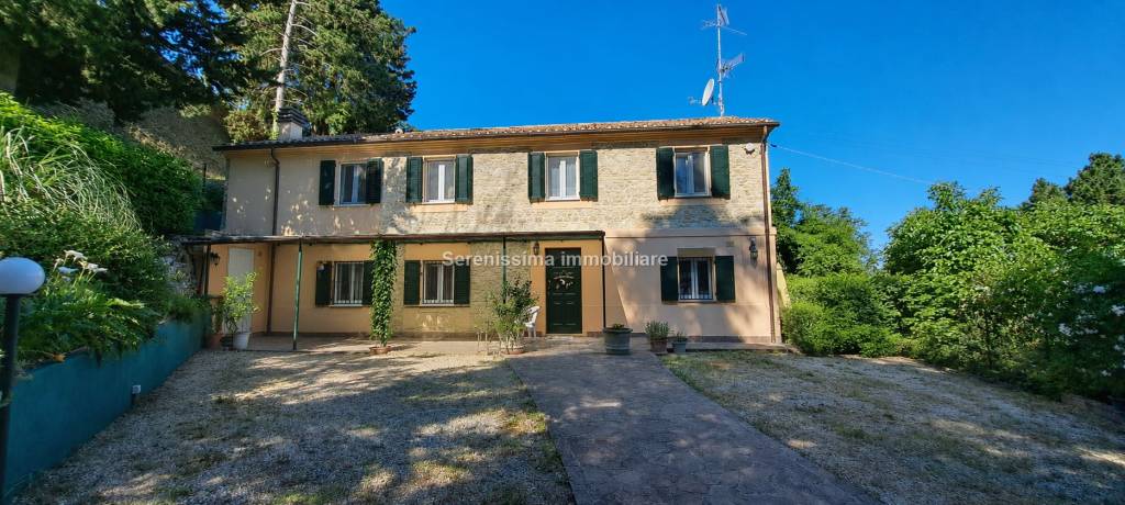 casa indipendente in vendita a Vallefoglia in zona Morciola
