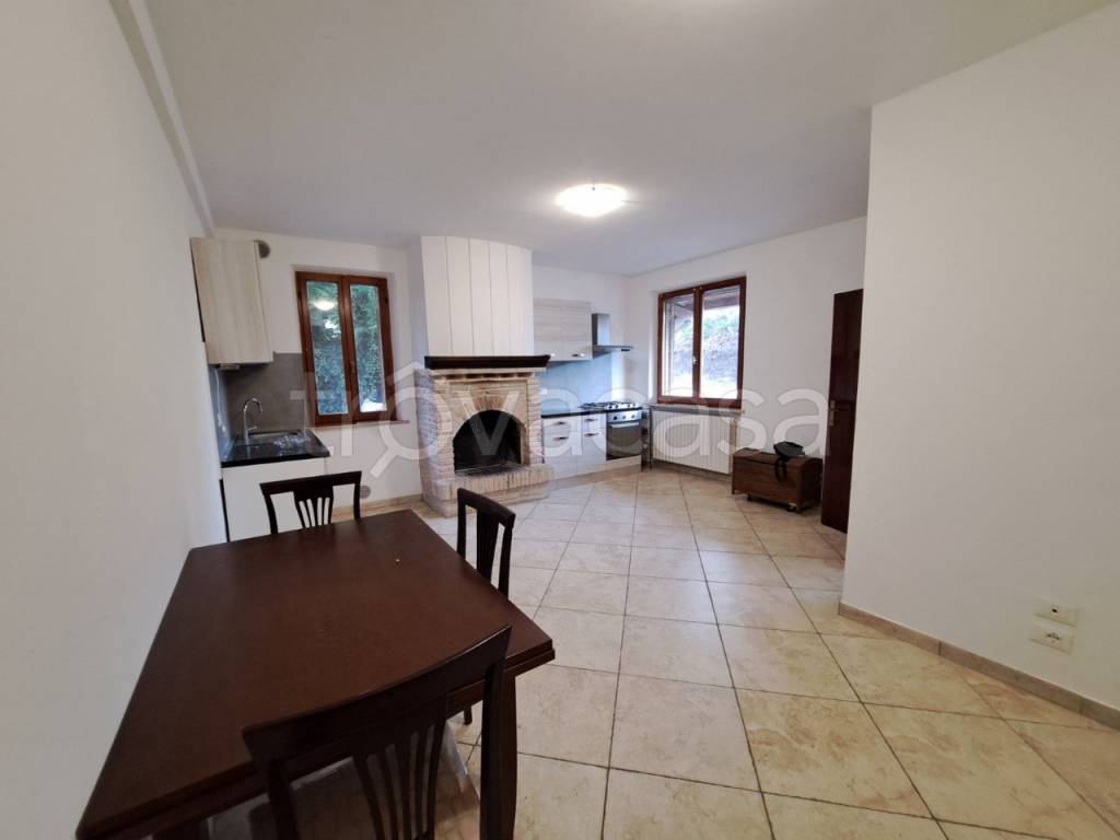 casa indipendente in vendita a Vallefoglia in zona Sant'Angelo in Lizzola
