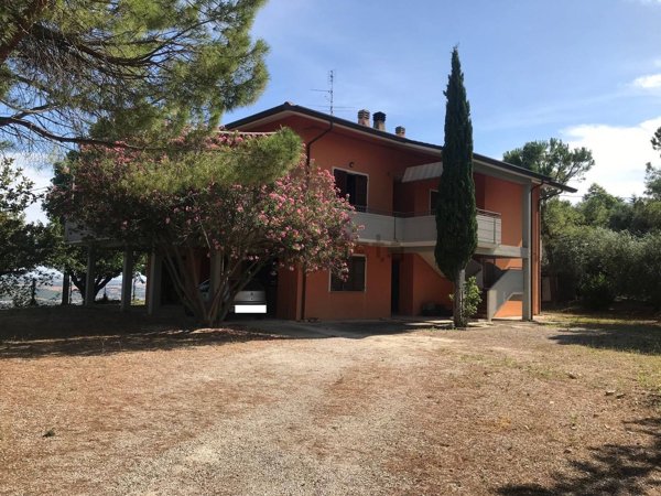 casa indipendente in vendita a Vallefoglia in zona Sant'Angelo in Lizzola