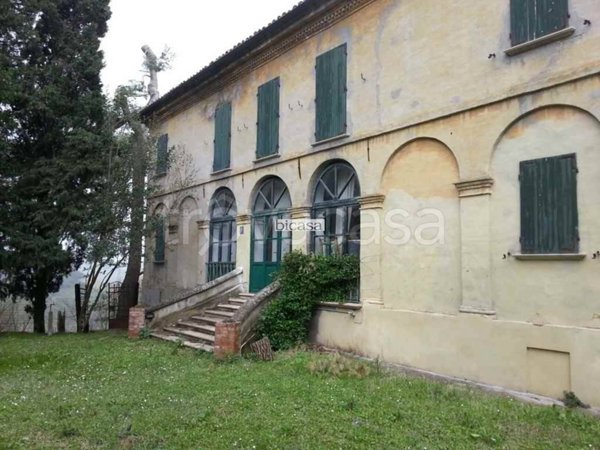 casa indipendente in vendita a Vallefoglia in zona Sant'Angelo in Lizzola