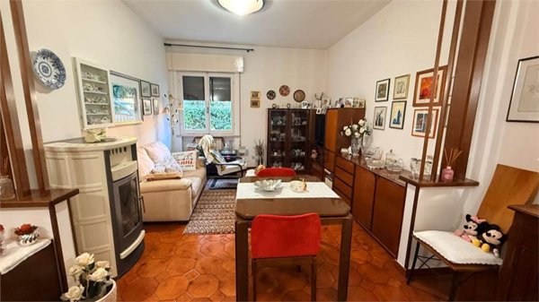 casa indipendente in vendita a Vallefoglia in zona Montecchio