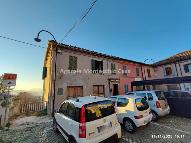 casa indipendente in vendita a Vallefoglia in zona Sant'Angelo in Lizzola