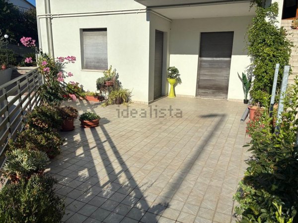 appartamento in vendita a Vallefoglia in zona Talacchio