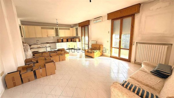 appartamento in vendita a Vallefoglia in zona Bottega