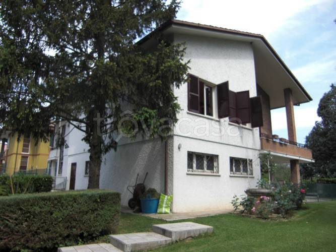casa indipendente in vendita a Colli al Metauro in zona Calcinelli