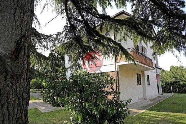 casa indipendente in vendita a Colli al Metauro in zona Calcinelli