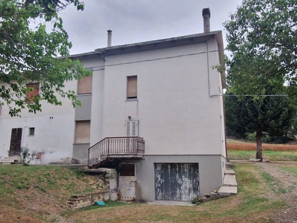 casa indipendente in vendita a Colli al Metauro in zona Tavernelle