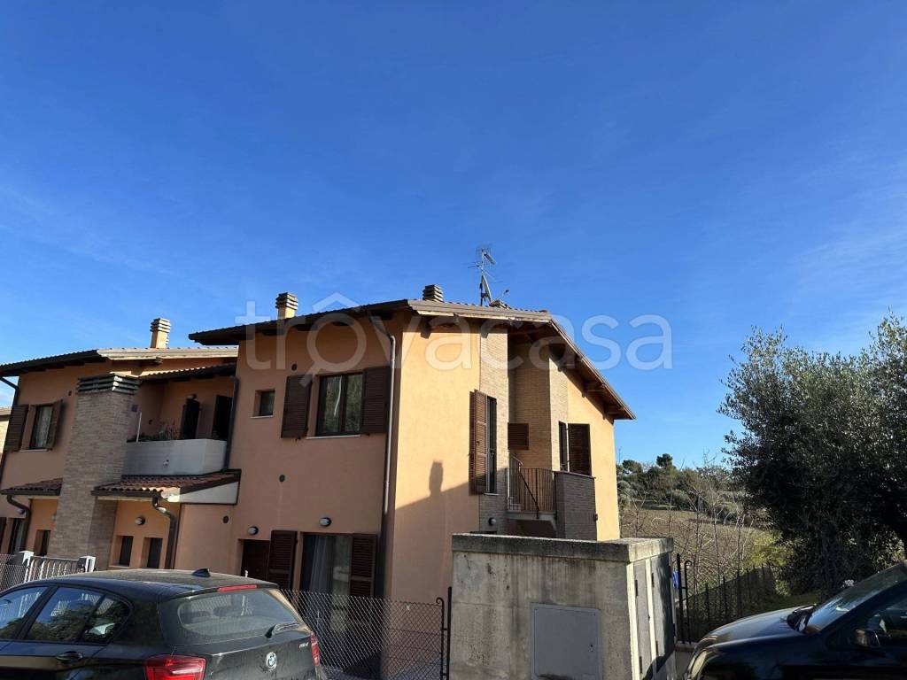 appartamento in vendita a Colli al Metauro in zona Saltara