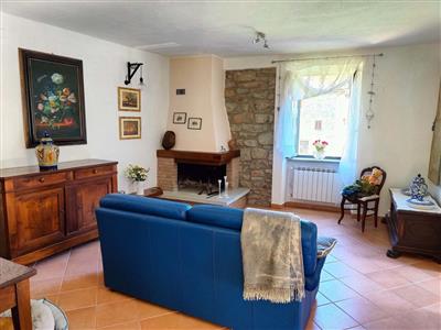 casa indipendente in vendita a Colli al Metauro in zona Tavernelle
