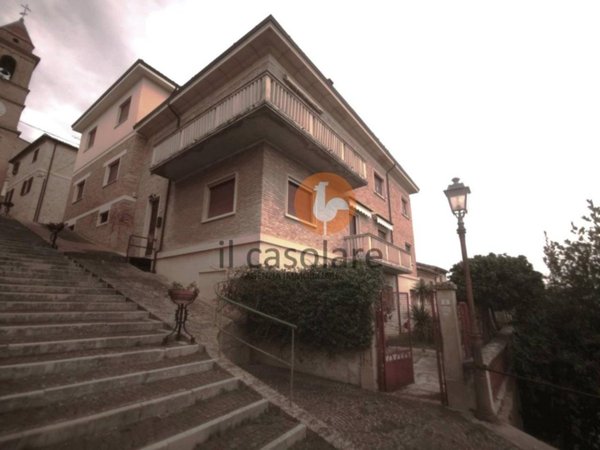appartamento in vendita a Colli al Metauro in zona Montemaggiore al Metauro