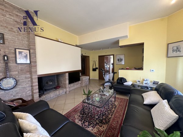 casa indipendente in vendita a Colli al Metauro in zona Tavernelle