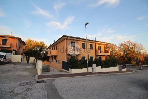 appartamento in vendita a Colli al Metauro in zona Tavernelle