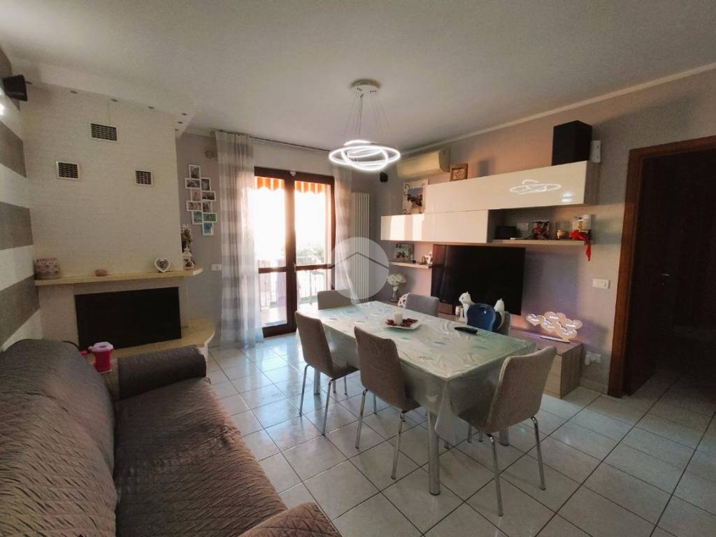 appartamento in vendita a Colli al Metauro in zona Tavernelle