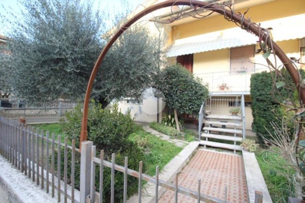 casa indipendente in vendita a Colli al Metauro in zona Calcinelli