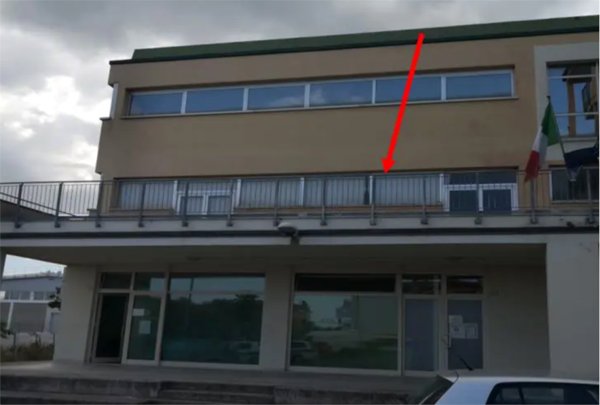 ufficio in vendita a Colli al Metauro in zona Serrungarina