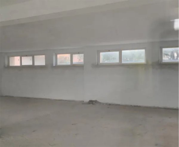 negozio in vendita a Colli al Metauro in zona Serrungarina