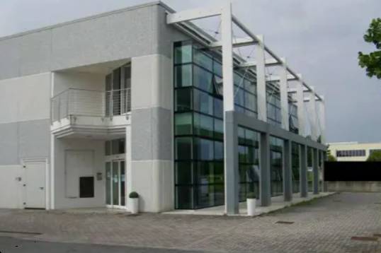 locale di sgombero in vendita a Colli al Metauro