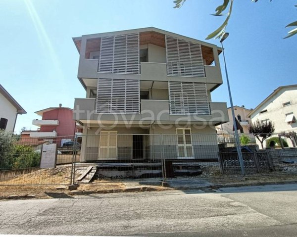 casa indipendente in vendita a Colli al Metauro