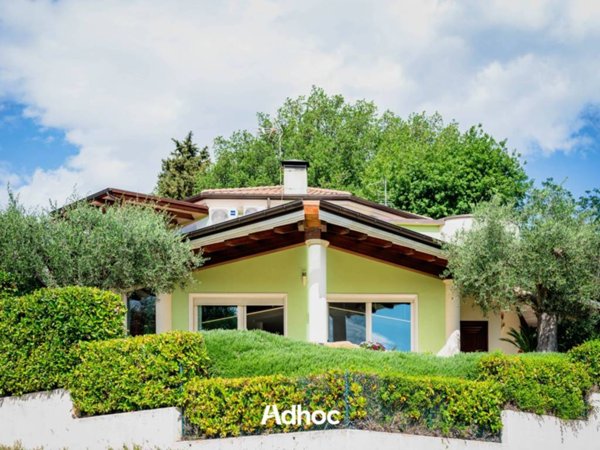 casa indipendente in vendita a Colli al Metauro