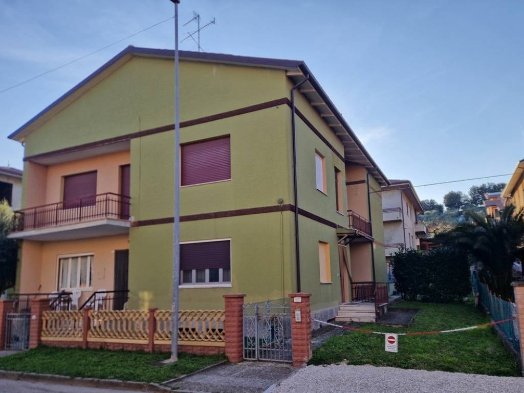 appartamento in vendita a Colli al Metauro in zona Calcinelli