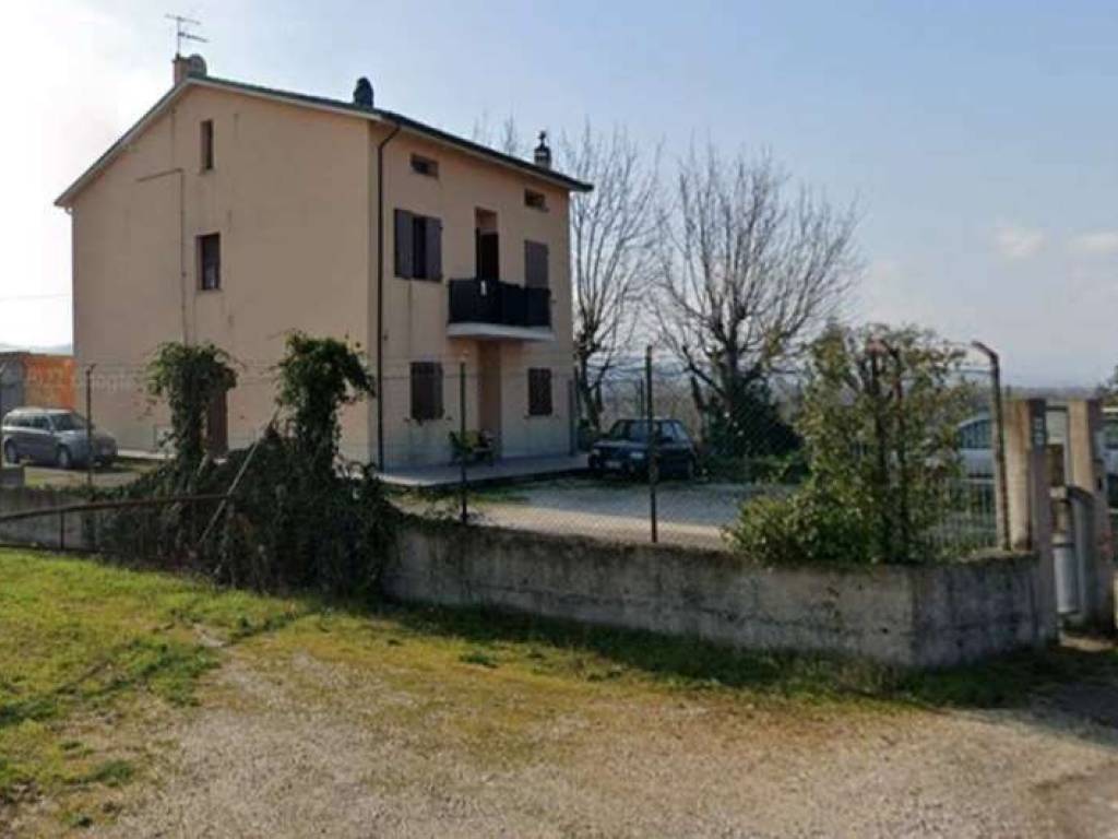 appartamento in vendita a Colli al Metauro