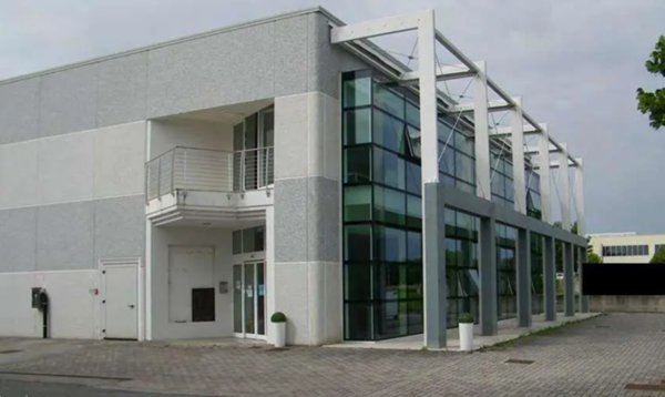 locale di sgombero in vendita a Colli al Metauro