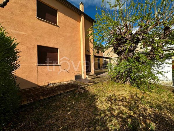 casa indipendente in vendita a Colli al Metauro