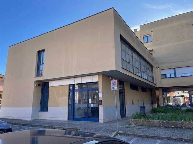 ufficio in vendita a Colli al Metauro in zona Calcinelli