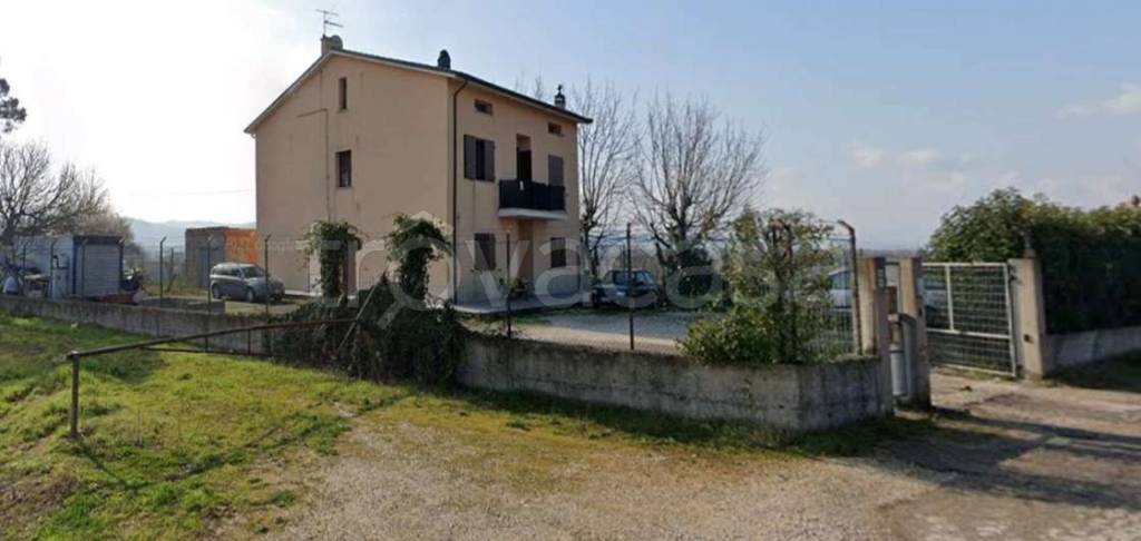 appartamento in vendita a Colli al Metauro