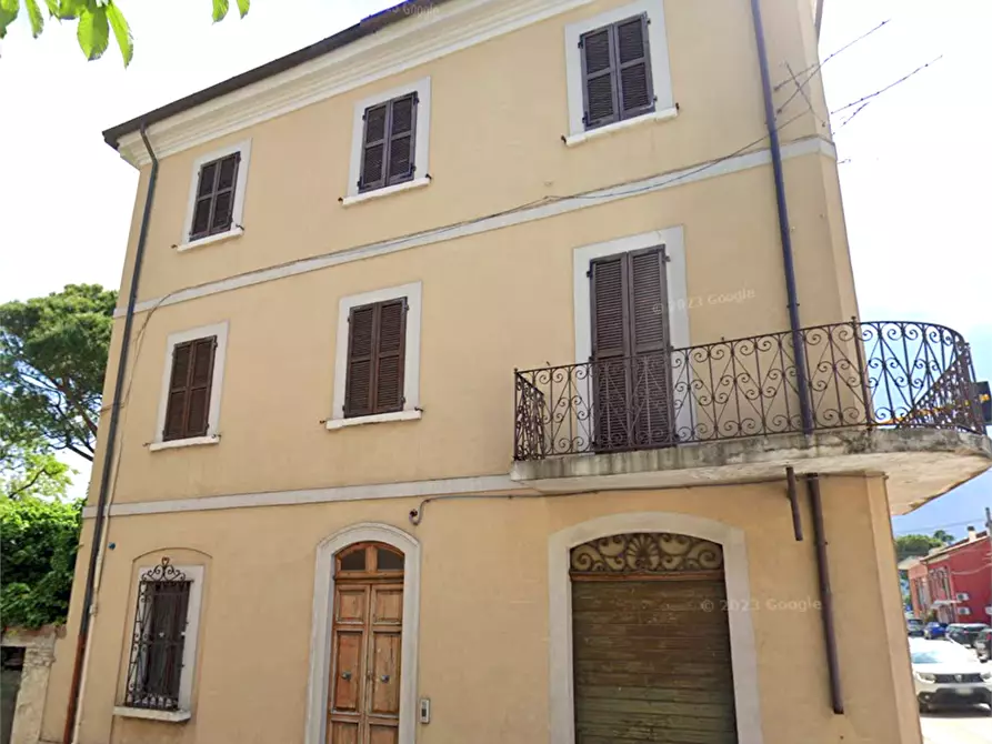 intera palazzina in vendita a Colli al Metauro in zona Calcinelli