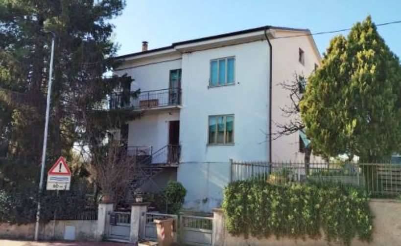 appartamento in vendita a Colli al Metauro
