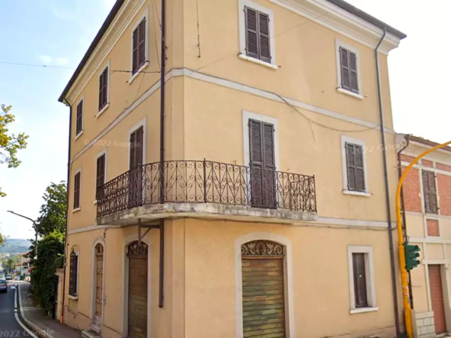intera palazzina in vendita a Colli al Metauro in zona Calcinelli
