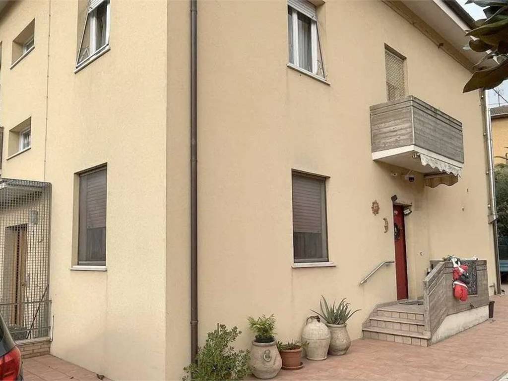 appartamento in vendita a Colli al Metauro