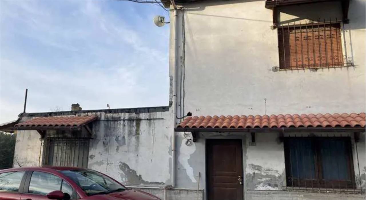 casa indipendente in vendita a Colli al Metauro