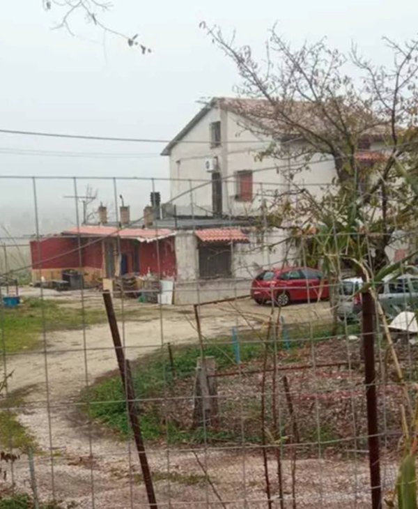 casa indipendente in vendita a Colli al Metauro
