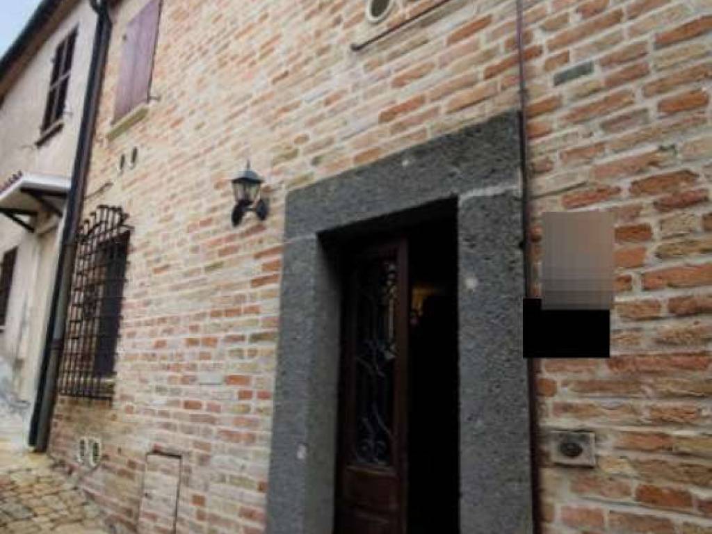 casa indipendente in vendita a Colli al Metauro